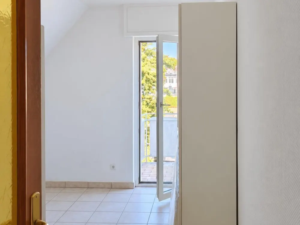 Traumhafte und helle 3-Zimmer Wohnung nahe Frankfurt