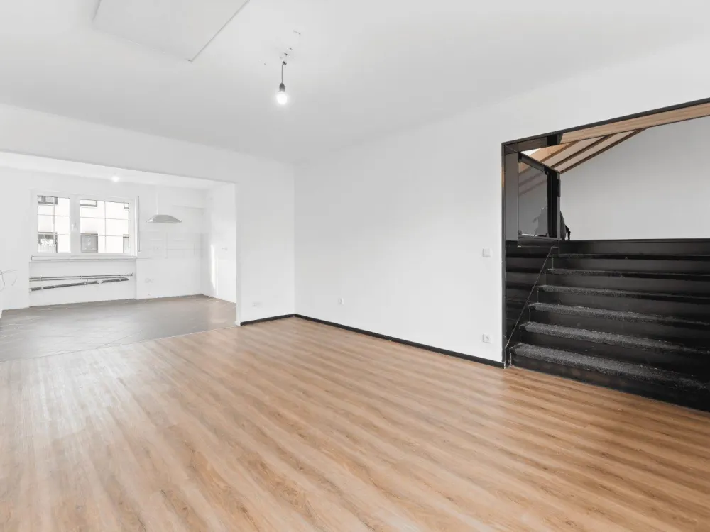 Großzügige Maisonette-Wohnung im charmanten Zweifamilienhaus in ruhiger Lage von Bruchköbel