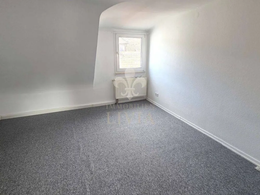 Großzügige 4-Zimmer-Wohnung in zentraler Lage von Saarbrücken-Dudweiler
