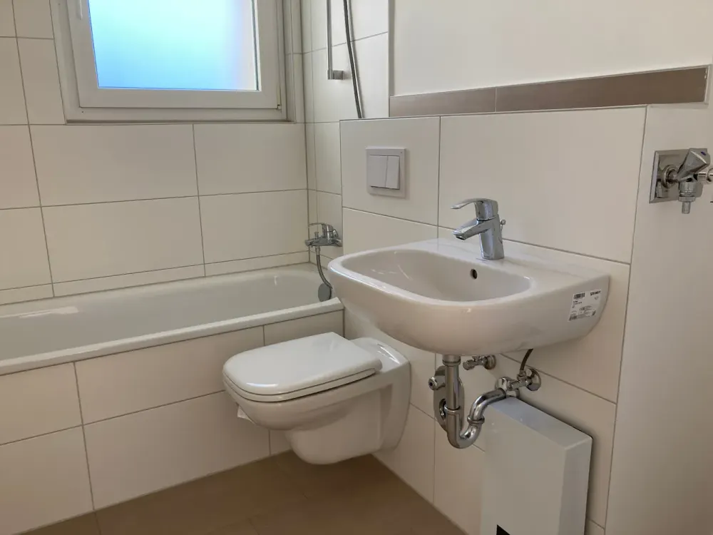 Ideal for a couple, with B permit