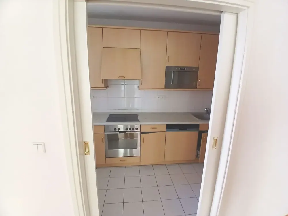 Urbanes Wohnen mit Flair, Helle Wohnung mit Balkon im Herzen der Stadt