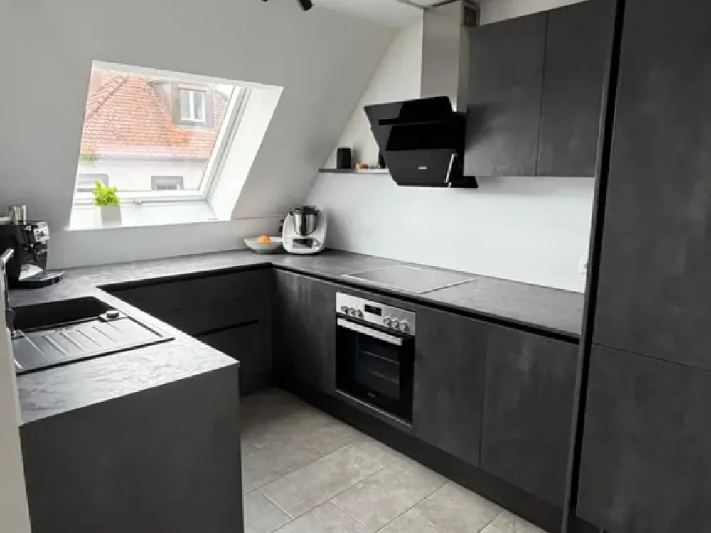 Hochwertige, helle, (teil-) möblierte Maisonette Wohnung in Stuttgart Vaihingen