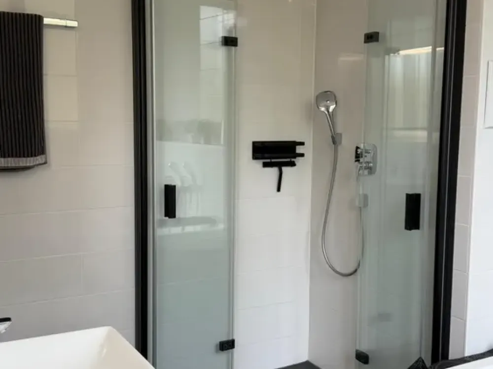 Hochwertige, helle, (teil-) möblierte Maisonette Wohnung in Stuttgart Vaihingen