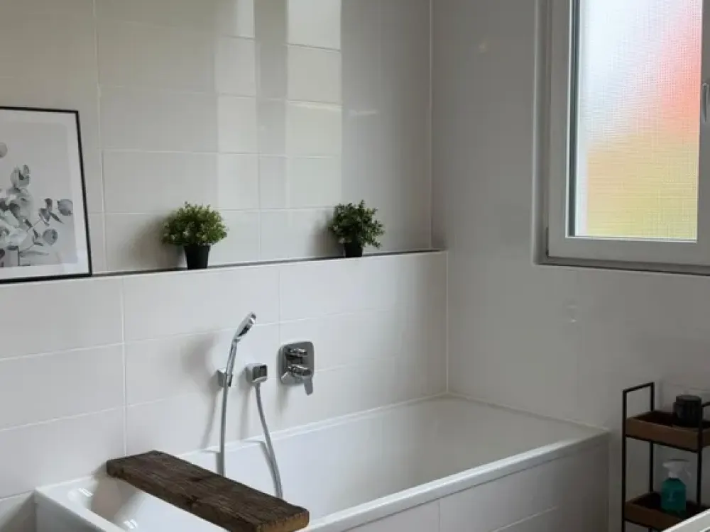 Hochwertige, helle, (teil-) möblierte Maisonette Wohnung in Stuttgart Vaihingen