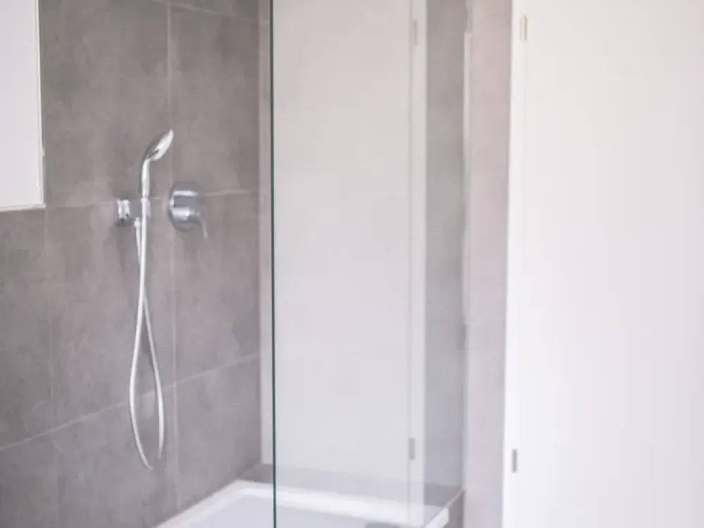 *Mietfreiwohnen für 2 Monate* 3-Zi-Wohnung // 1. OG rechts