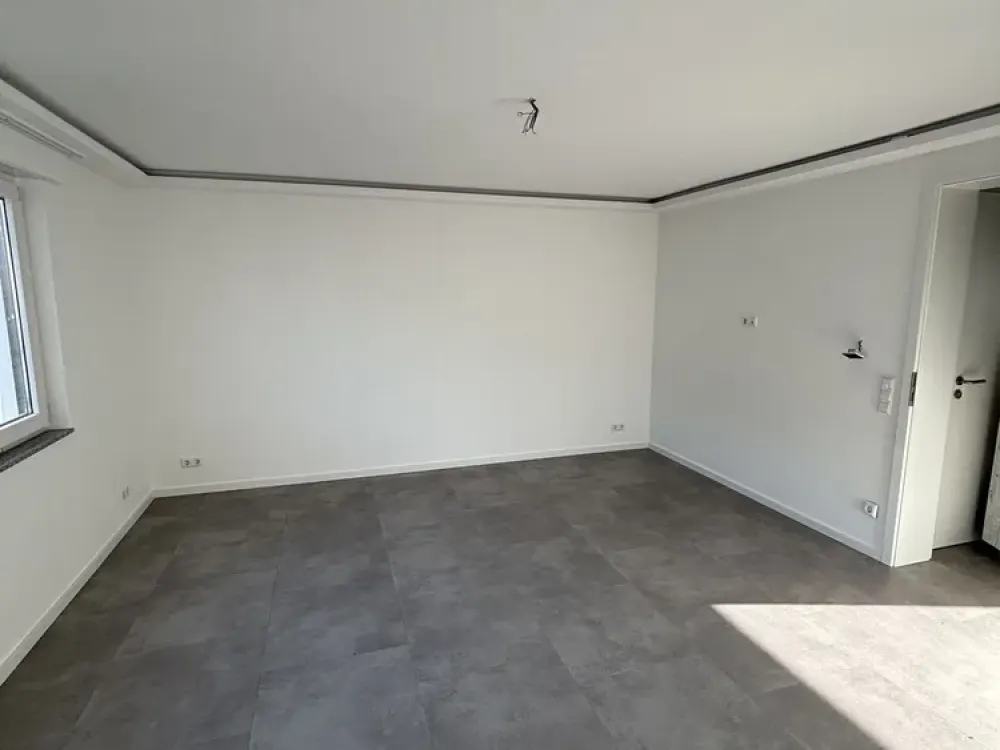 Helle 3-Zimmer-Wohnung mit Balkon im 1. OG
