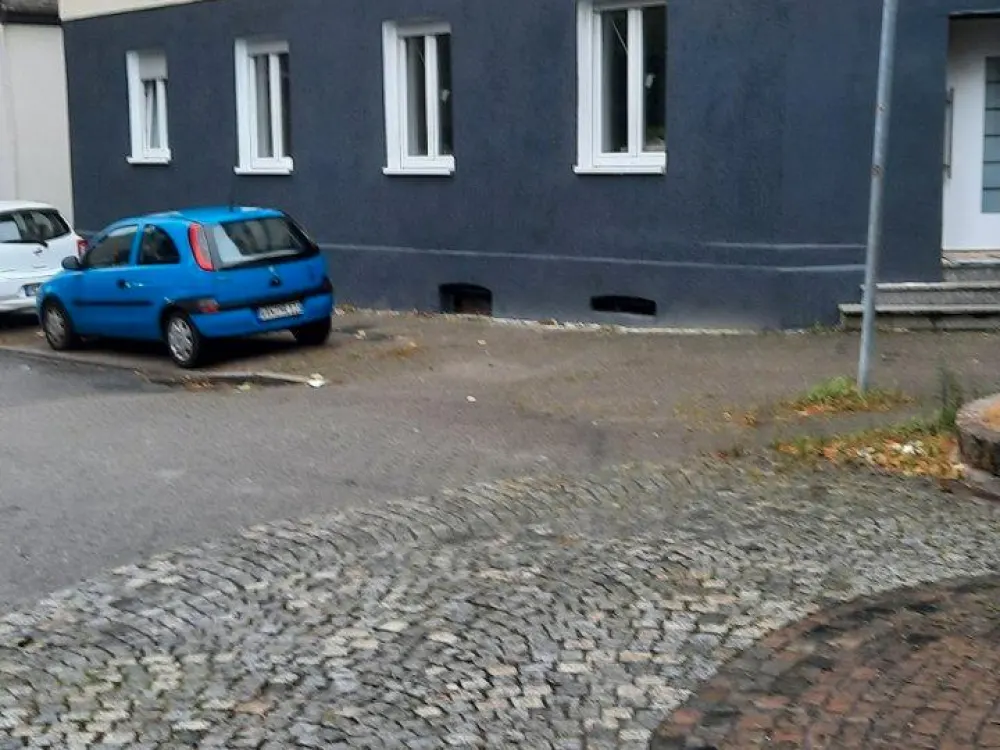 2,5 Zimmerwohnung Neubau mäßig