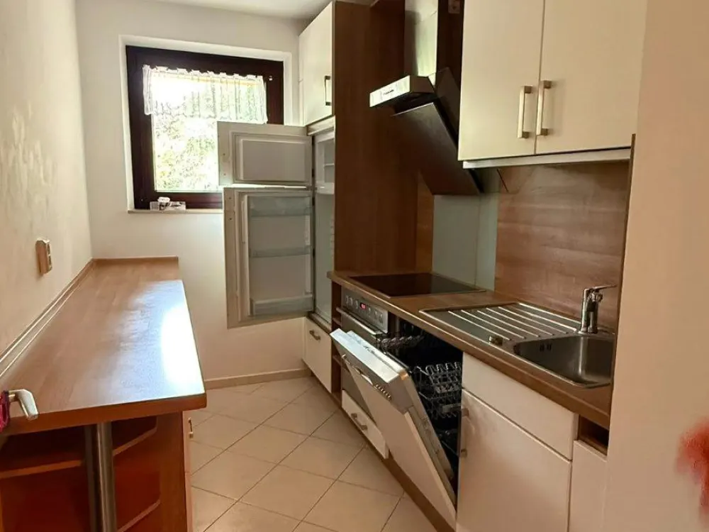 Top Lage! Möblierte 2-Zimmer-Wohnung mit Balkon, nur 15 Min. nac