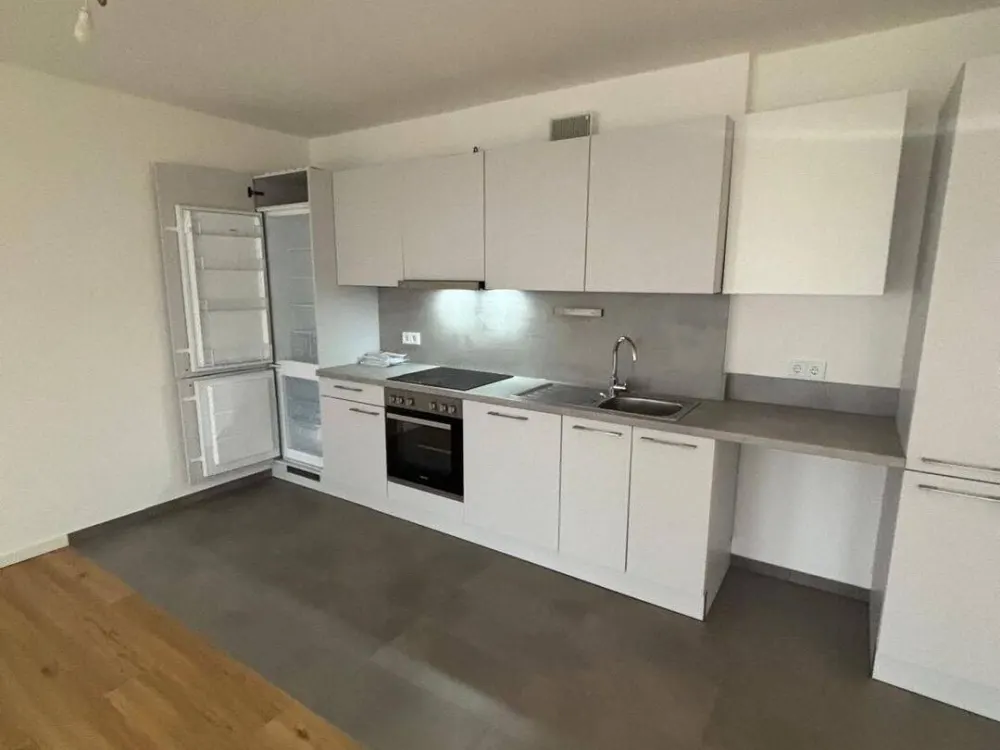 Moderne & geräumige 2 Zimmer Terrassenwohnung in Frankfurt am Main