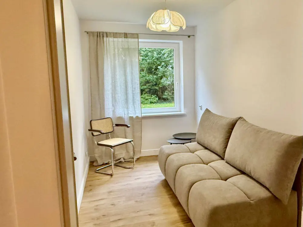 First Occupancy After Renovation! 3-Room Apartment in Harvestehude