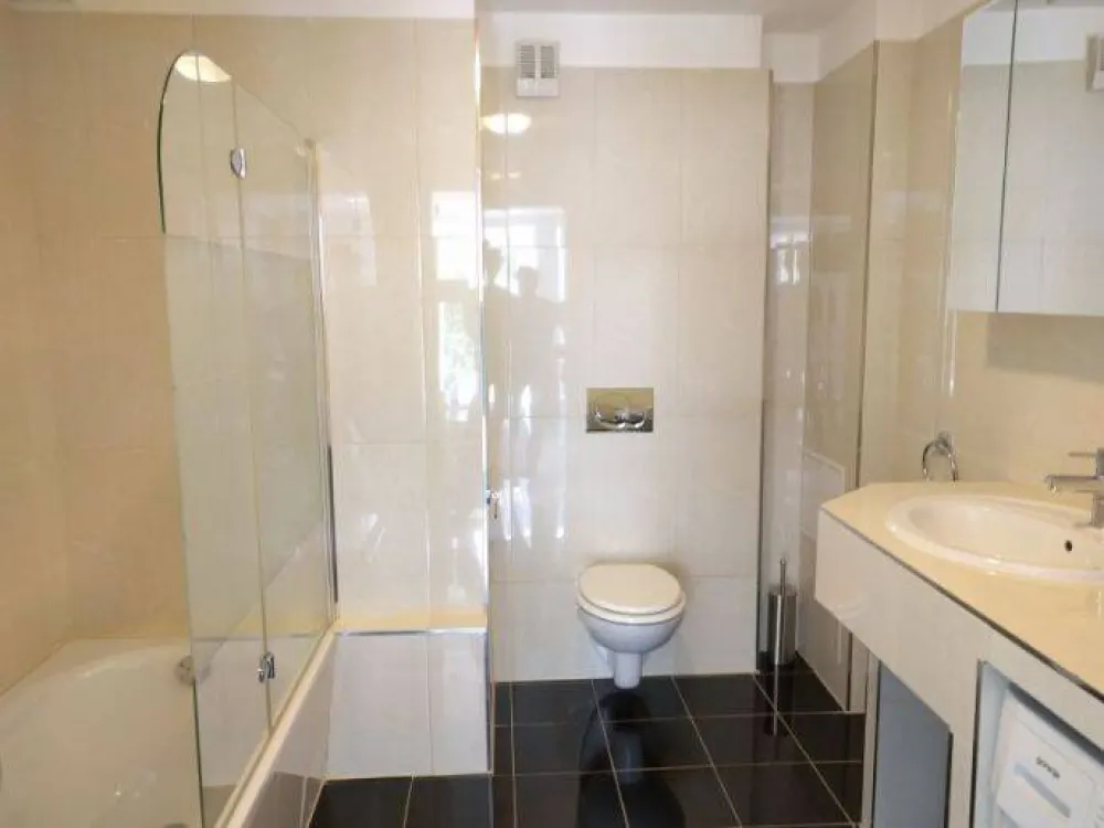 Möblierte 2 Zimmer Wohnung