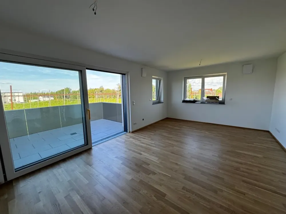 Erstbezug, hochwertige barrierefreie Neubauwohnung mit Klimaanlage, Balkon & Glasfaser