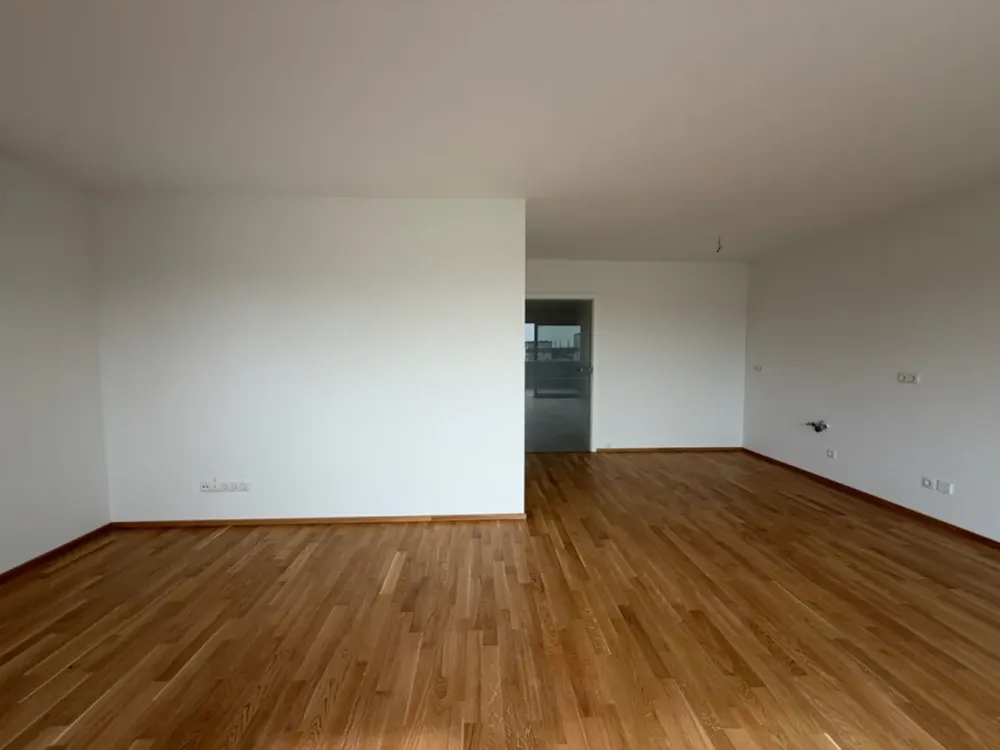 Erstbezug, hochwertige barrierefreie Neubauwohnung mit Klimaanlage, Balkon & Glasfaser