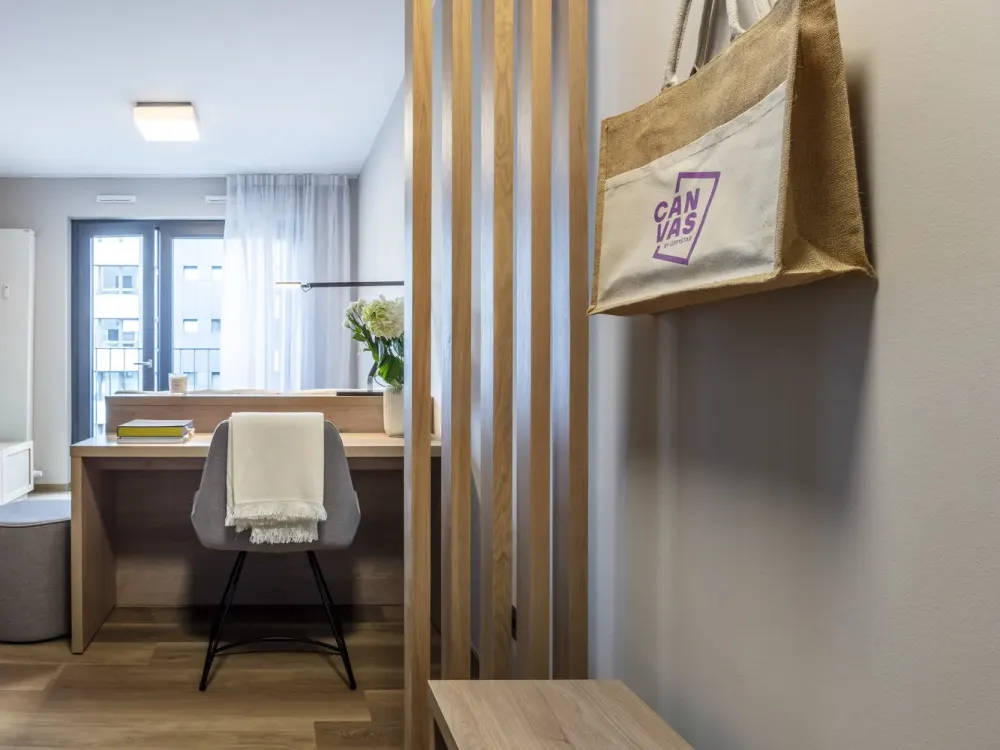 Furnished Large Studio with Exclusive Amenities: Rooftop Terrace, Gym & More