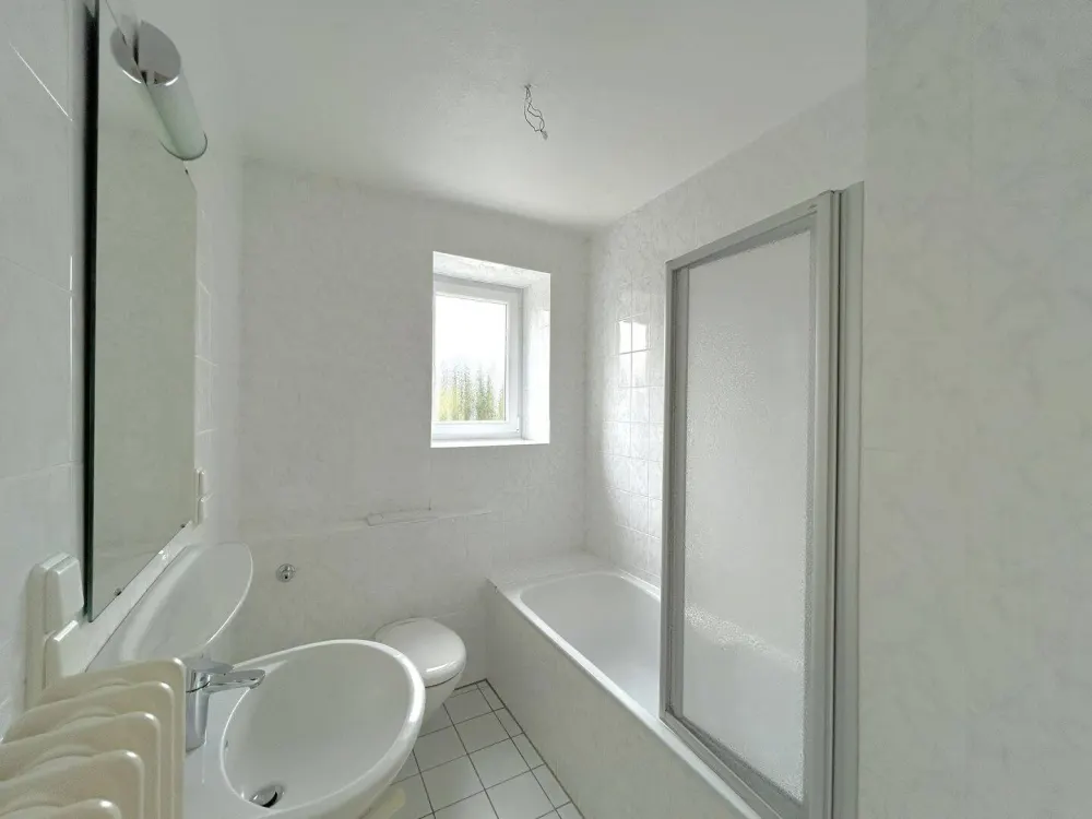 In the green Anderten | Renovated 3-room balcony apartment