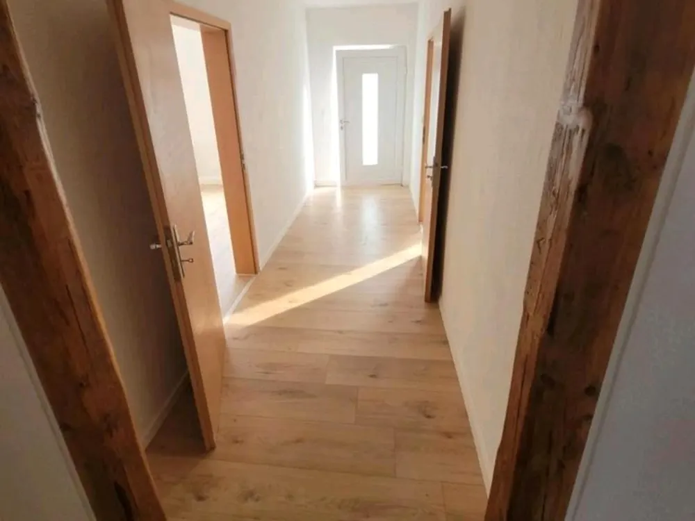 Helle 3 Zimmer Einheit zu vermieten