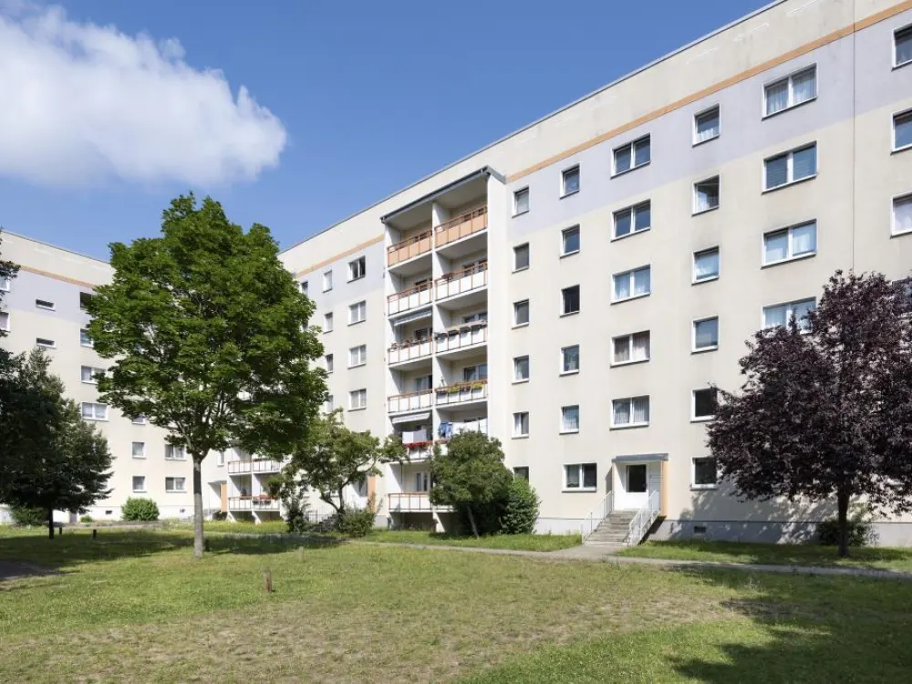 Schnapp dir den Deal, bevor’s ein anderer tut. / Don't miss out-secure this deal before it's gone.
