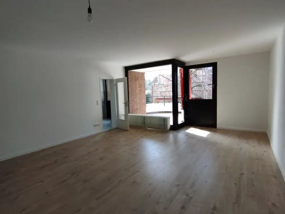 Moderne 3-Zi. inkl Südbalkon + TG-Platz/ Nahe Unterbacher See