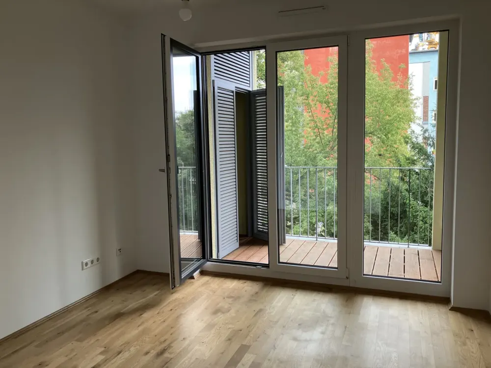 Schöne 3 Zimmer Wohnung direkt S-Bhf. Rummelsburg ! 61 qm, Einbauküche, Fußbodenheizung, Terrasse