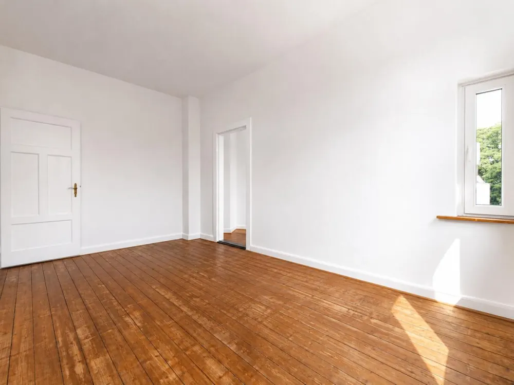 Großzügige 3,5-Zimmer-Wohnung mit Altbauflair, EBK und Tageslichtbad
