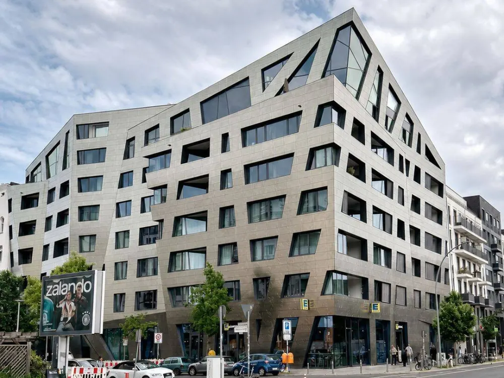 Möblierte 2-Zimmer-Wohnung im Sapphire Berlin mit Balkon
