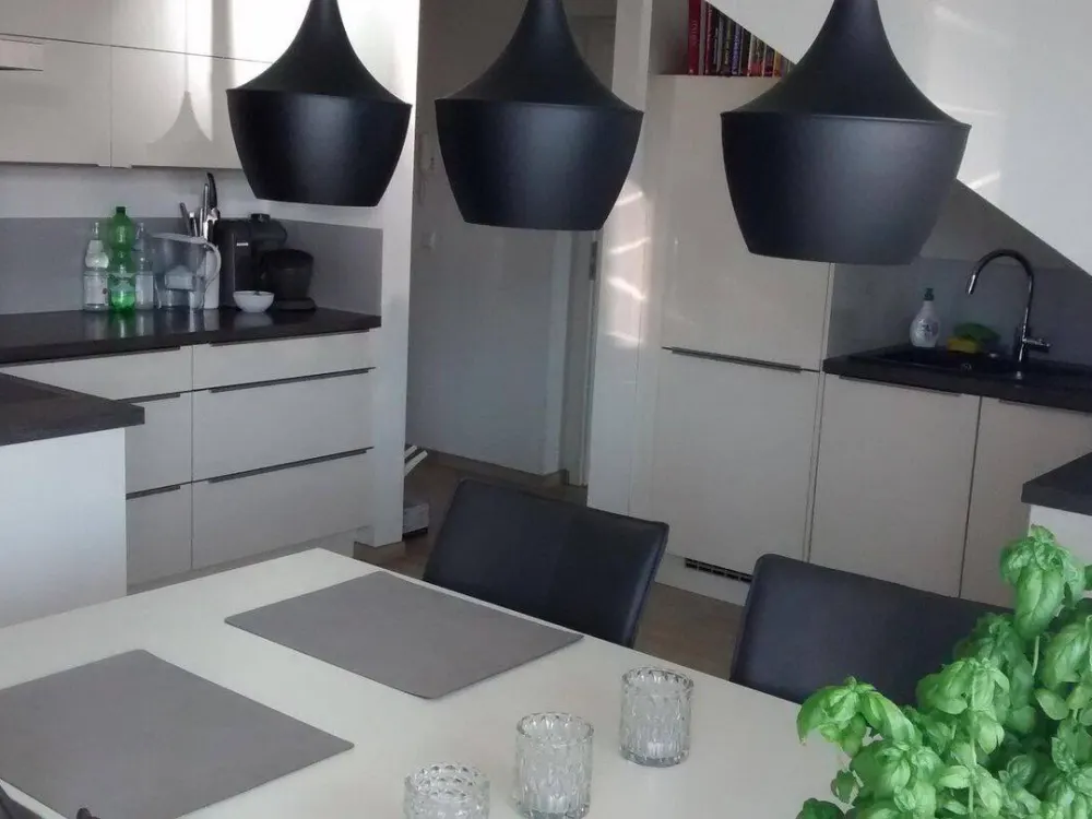 Moderne 3-Zimmer-Dachgeschosswohnung mit Schwedenofen, Balkon & hochwertiger Ausstattung