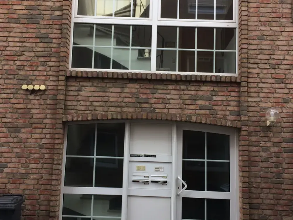 3-Room Apartment with High-Quality Features