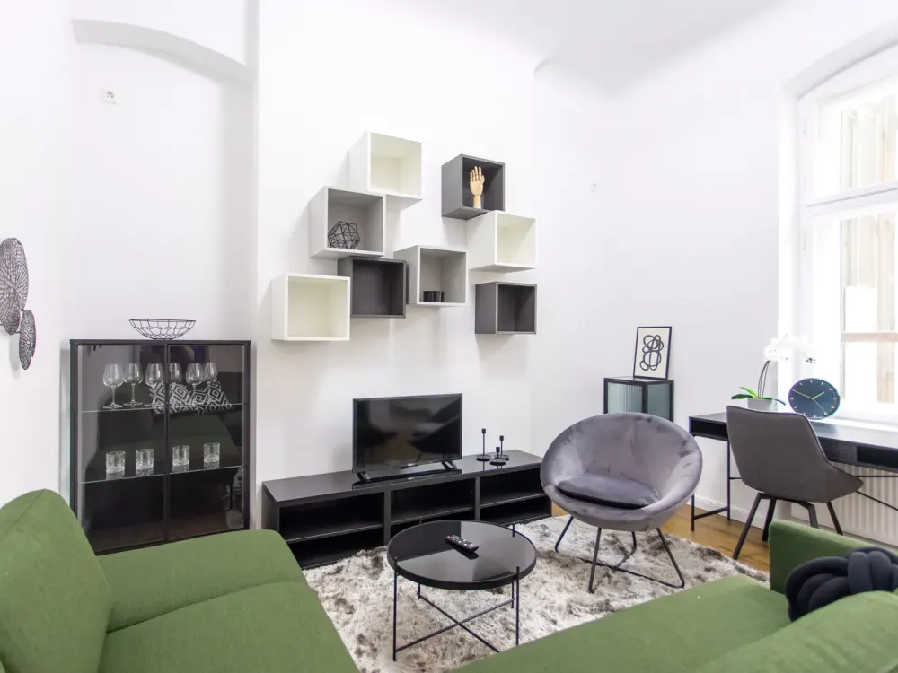 All-In und Top-Zustand: hochwertig möblierte und kompakte 2-Zimmer-Wohnung in Charlottenburg
