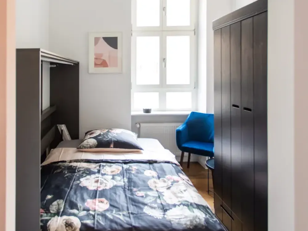All-In und Top-Zustand: hochwertig möblierte und kompakte 2-Zimmer-Wohnung in Charlottenburg