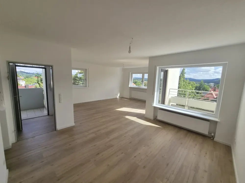 4-Room Apartment with Dreamlike View