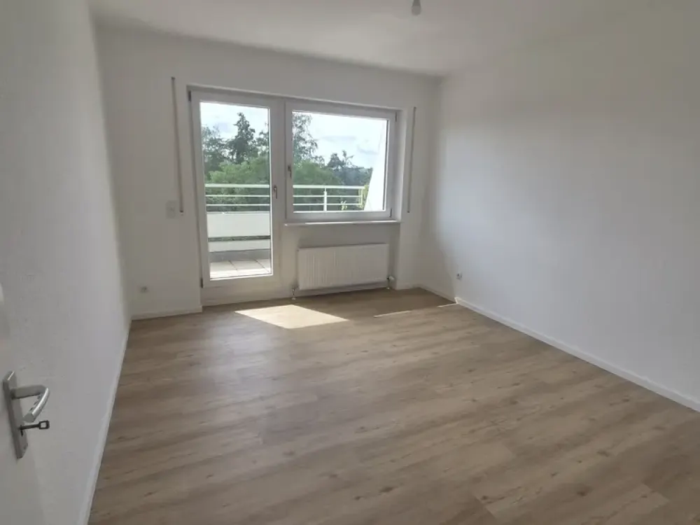 4-Room Apartment with Dreamlike View