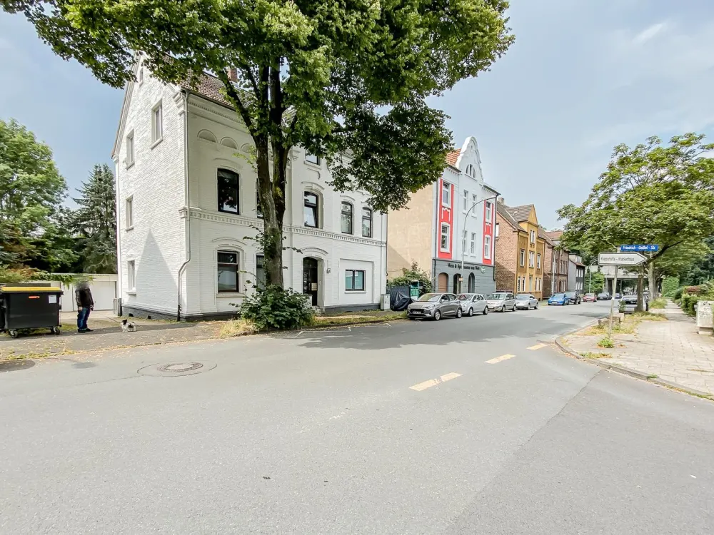 5,5 Zimmer, renoviert, ruhige Lage, Garten, Garage