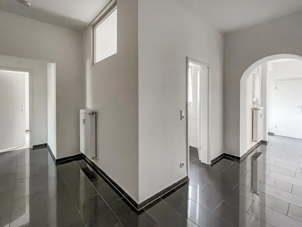 5,5 Zimmer, renoviert, ruhige Lage, Garten, Garage