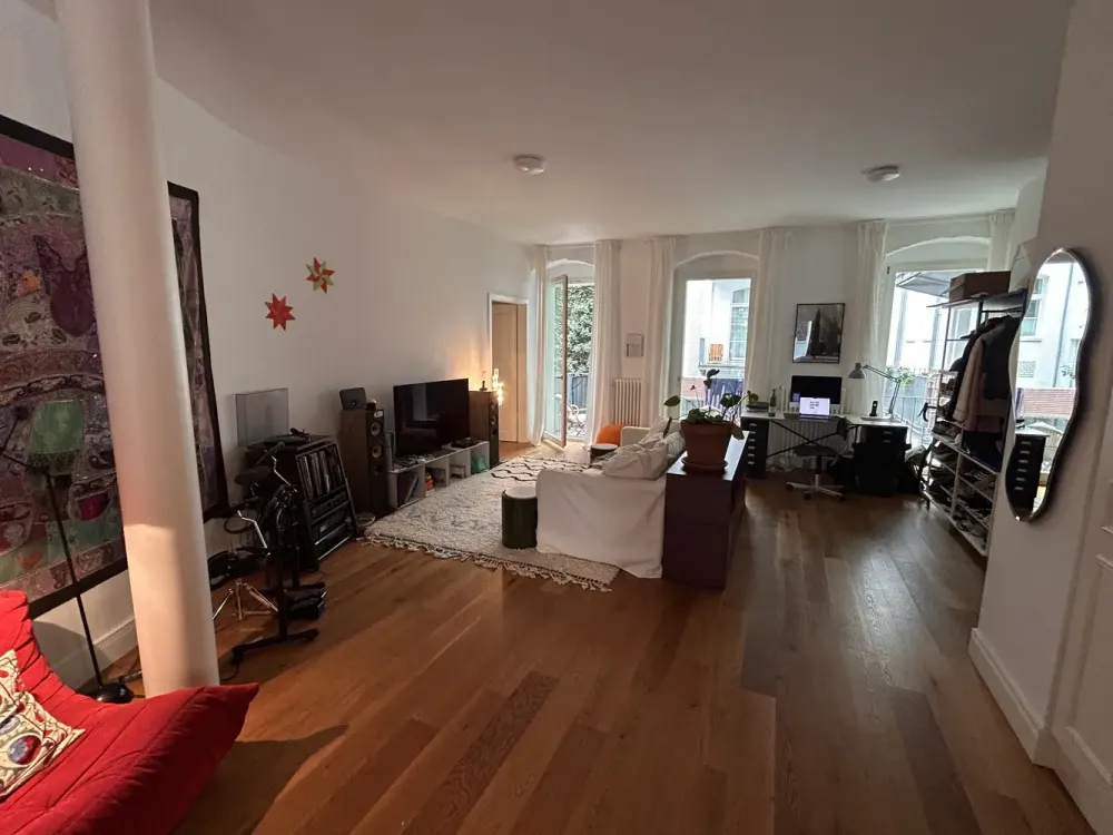 Loft in Kreuzberg: 3-Zimmer-Wohnung mit Balkon