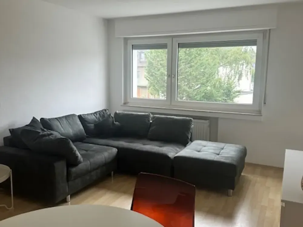 WG-geeignete, möblierte 2-Zimmerwohnung in ruhiger Lage von Niehl