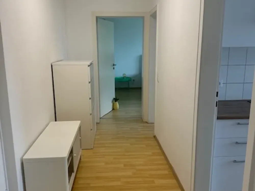 WG-geeignete, möblierte 2-Zimmerwohnung in ruhiger Lage von Niehl