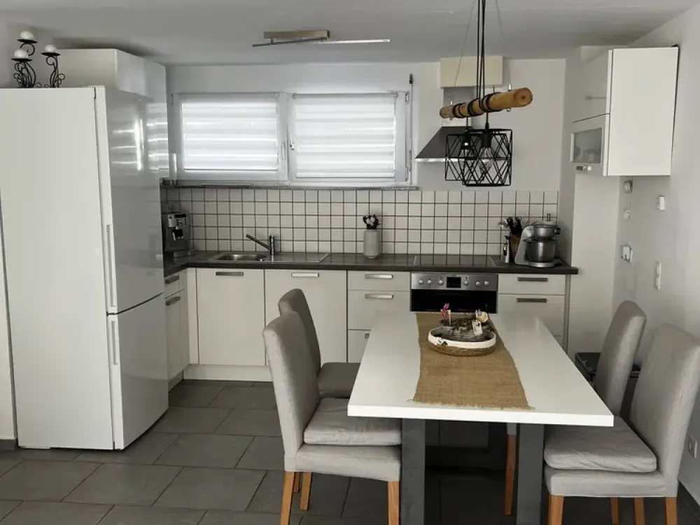 2-Zimmer-Wohnung im Erdgeschoss mit Terrasse und Garten, Kornwestheim