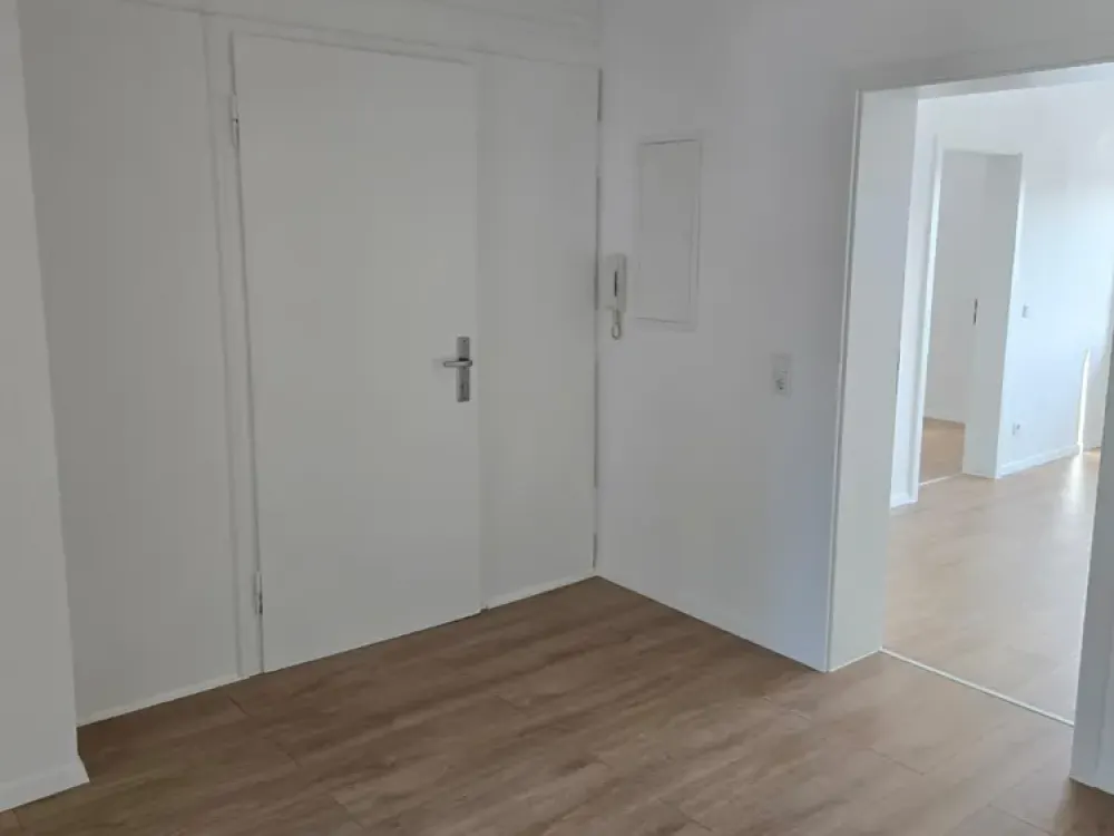 4-Room Apartment in Central Location - Frankfurt-Höchst near the Main River!