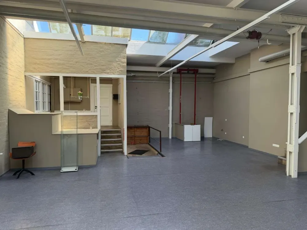 Commercial Living - Industrial Charm Meets Modern Work Environment!