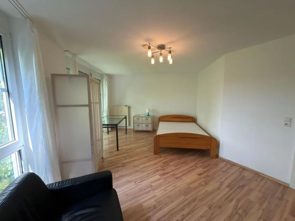 Koffer packen und einziehen- Möbliertes 1-Zimmer-Apartment!