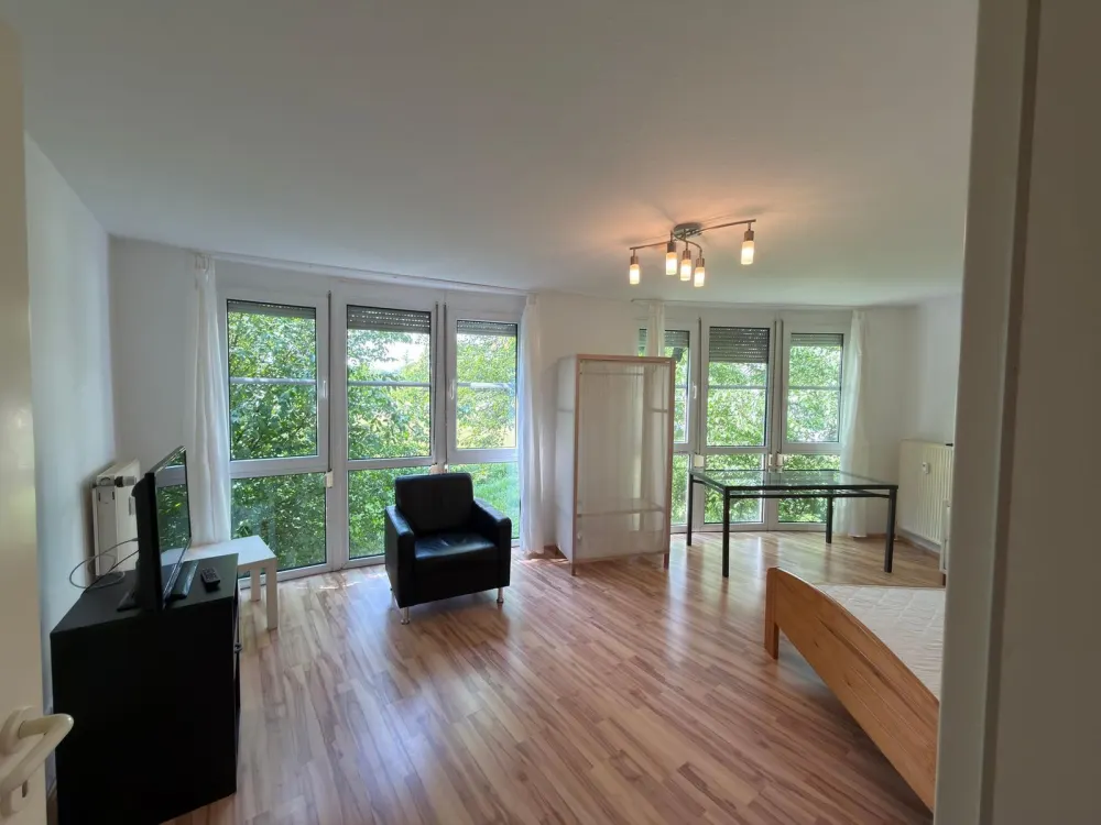 Koffer packen und einziehen- Möbliertes 1-Zimmer-Apartment!