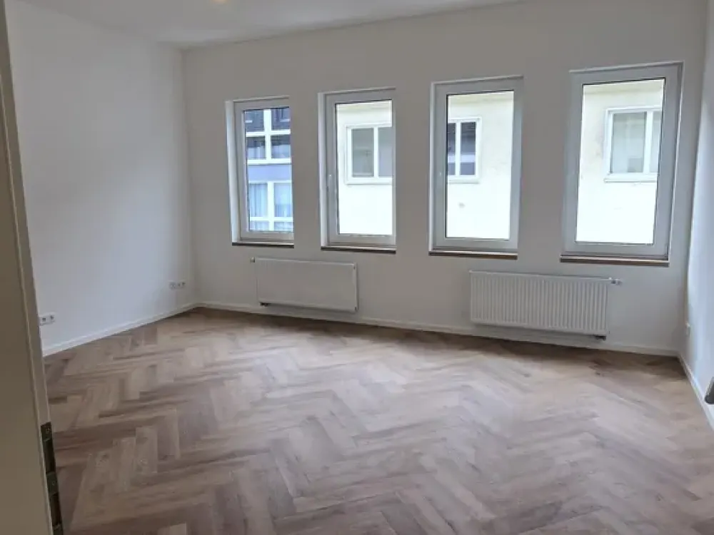 Helle 3-Zimmer-Wohnung mit 2 Balkonen in Top-Lage am Kölner Dom