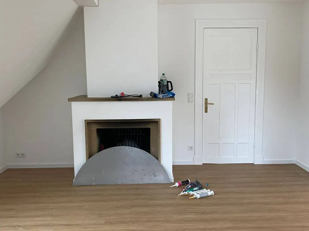 Erstbezug nach Sanierung: Leben im Dachgeschoss einer Jugendstilvilla in Hamburg Othmarschen