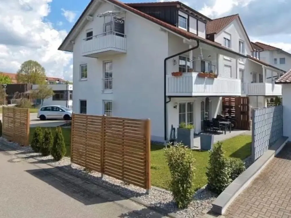 Well-maintained 3.5-room apartment with balcony in Kirchdorf an der Iller