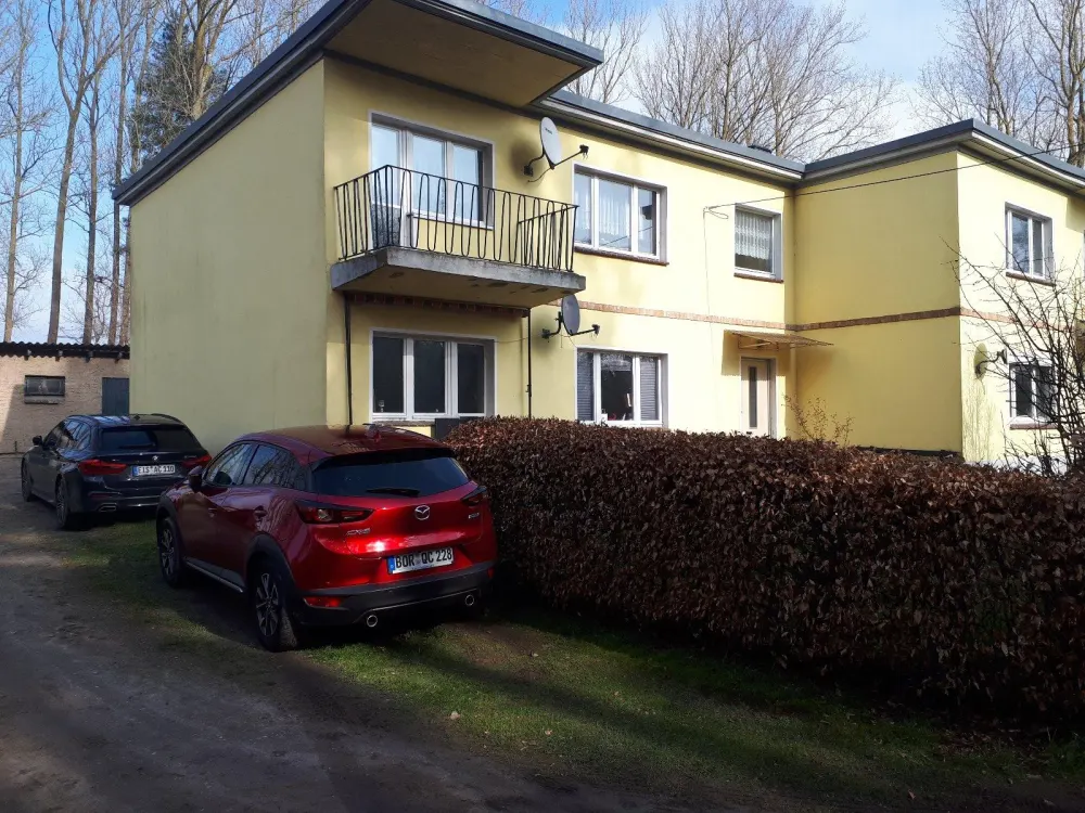 3-Zimmer EG-Wohnung mit großem Garten und Einzelgarage