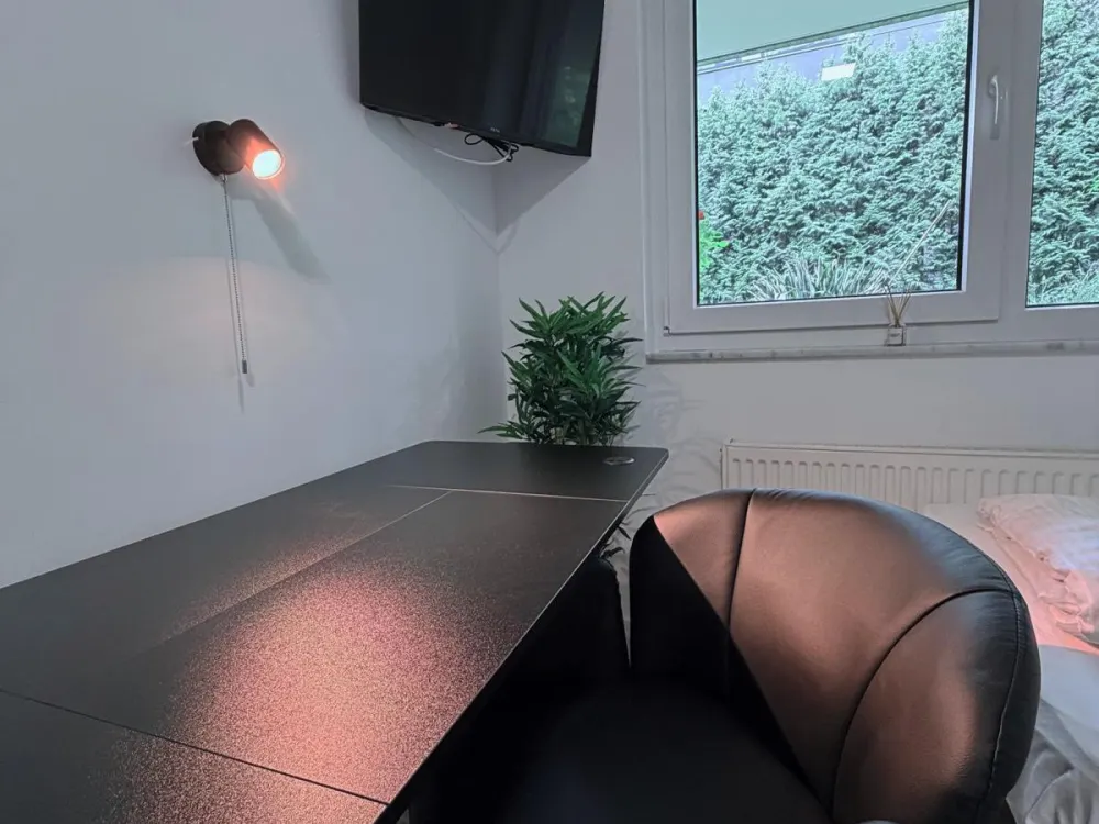 Einzelzimmer möbliert • All inclusive • Karlsruhe