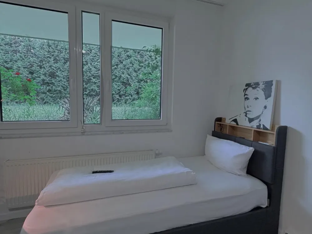 Einzelzimmer möbliert • All inclusive • Karlsruhe