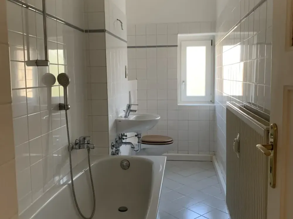 helle 2 Zimmerwohnung in Leipzig / Gohlis