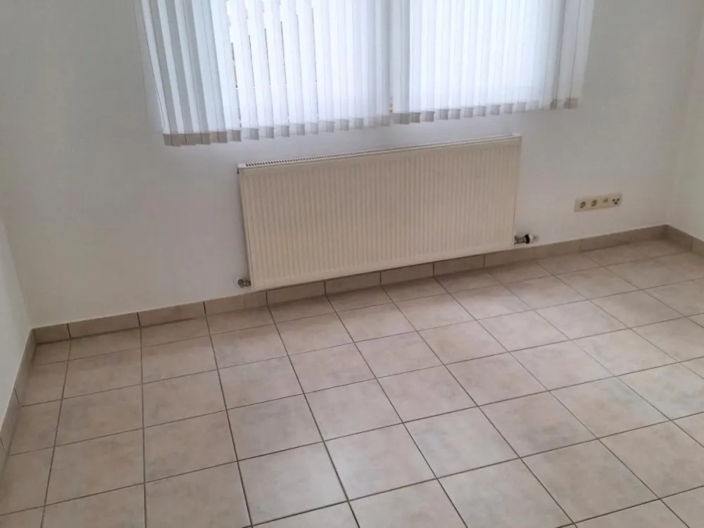 Helle renovierte Erdgeschosswohnung