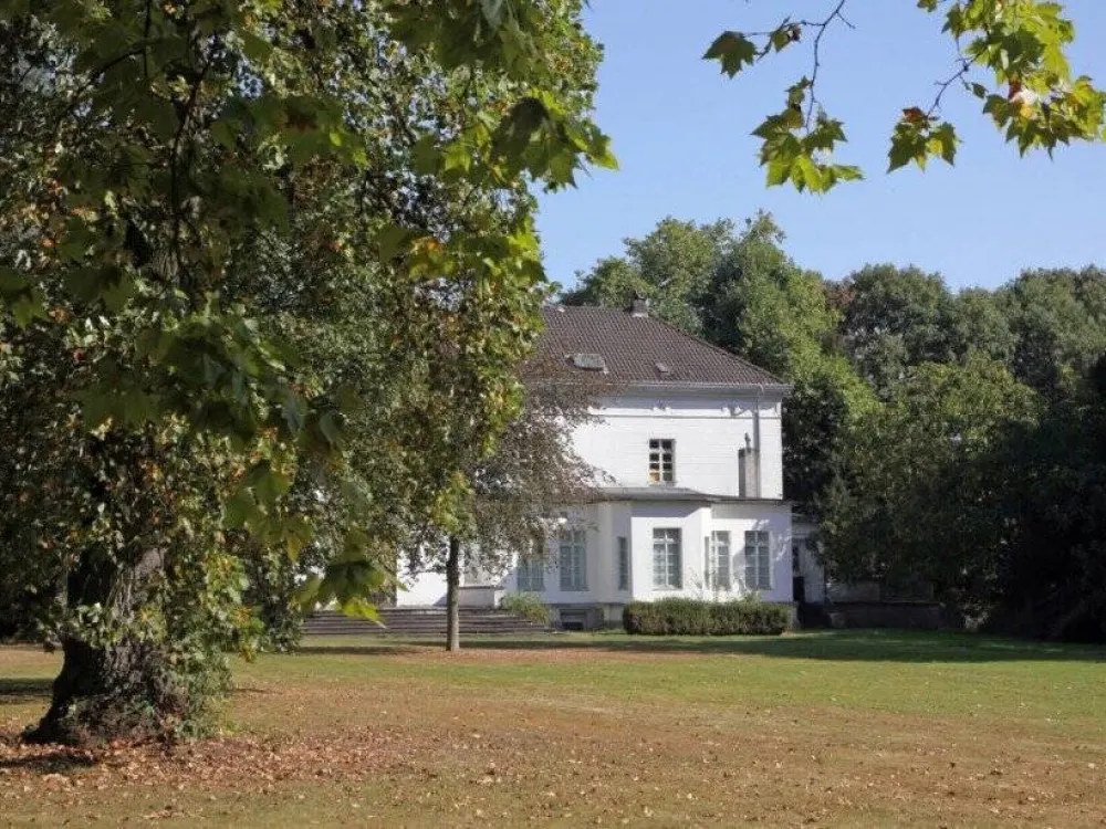 MÖBLIERTE WOHNUNG DÜSSELDORF MESSE / FLUGHAFEN, DÜSSELDORF LOHAUSEN INKL. BALKON U. WLAN